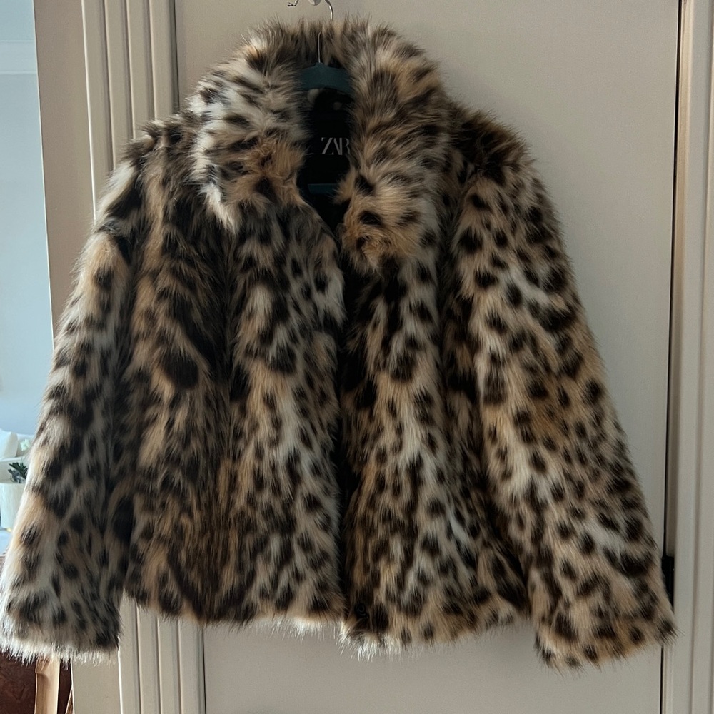 Zara Leopard/ Jaguar  Print Faux Fur Jacket